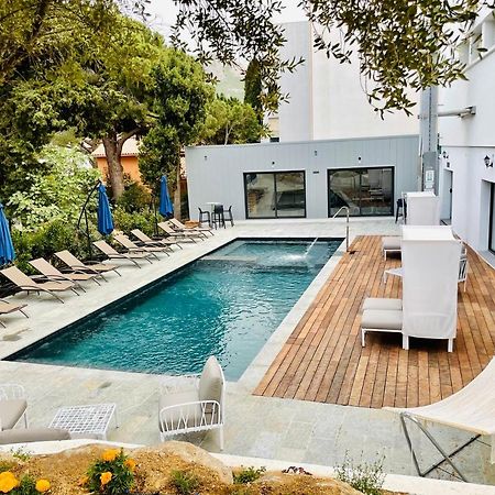 Best Western Hotel Casa Bianca, Piscine Interieure Et Exterieure كالفي المظهر الخارجي الصورة