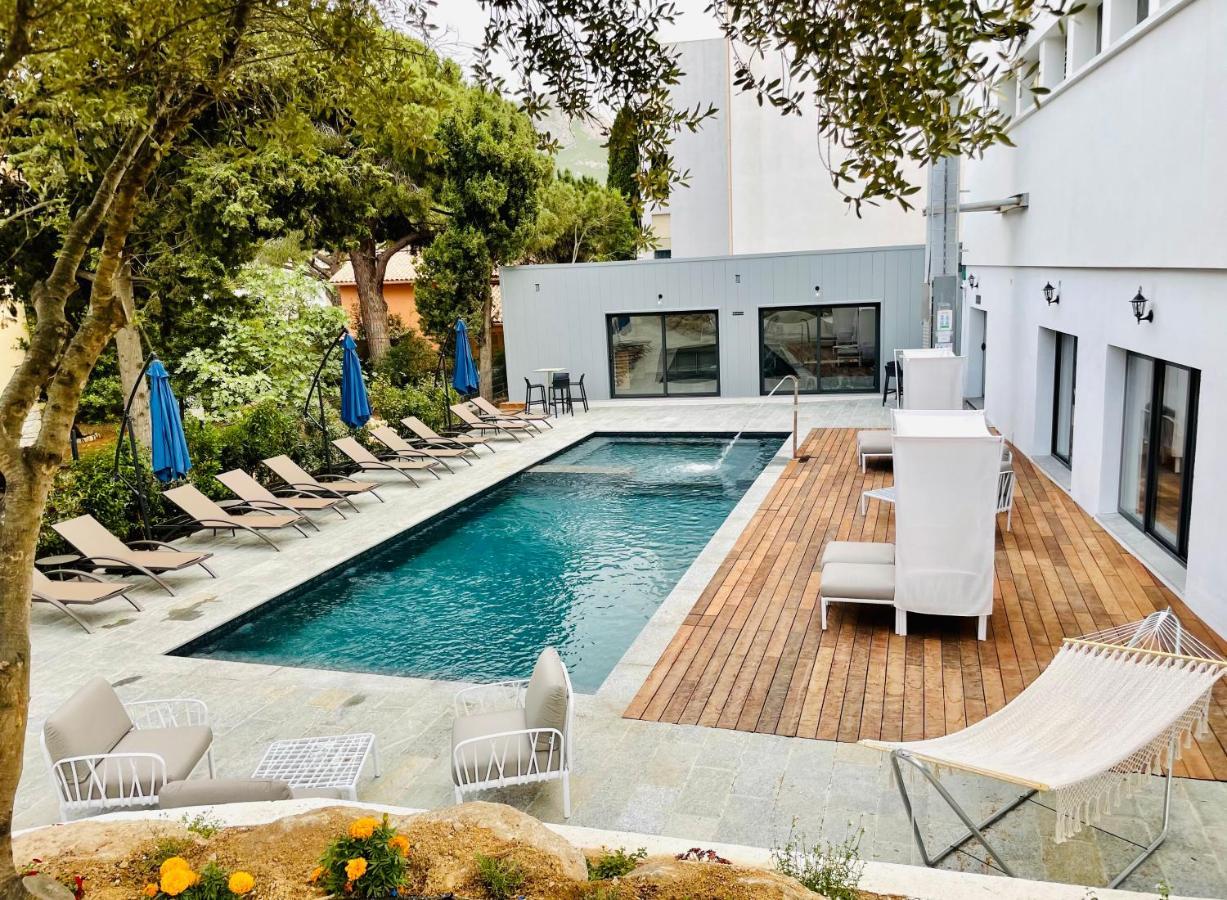 Best Western Hotel Casa Bianca, Piscine Interieure Et Exterieure كالفي المظهر الخارجي الصورة