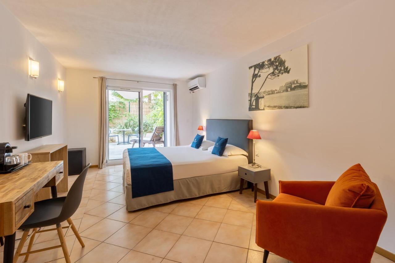 Best Western Hotel Casa Bianca, Piscine Interieure Et Exterieure كالفي المظهر الخارجي الصورة