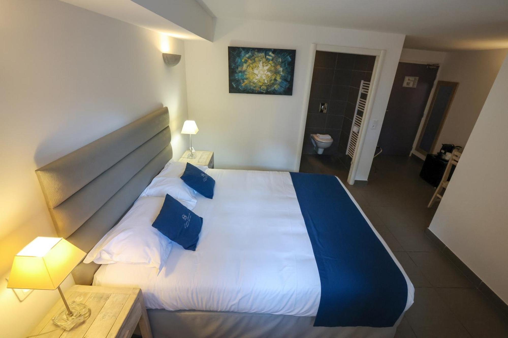 Best Western Hotel Casa Bianca, Piscine Interieure Et Exterieure كالفي المظهر الخارجي الصورة