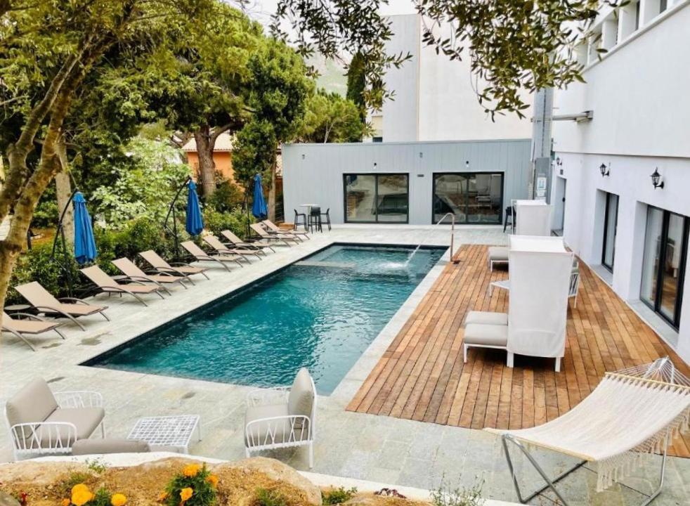 Best Western Hotel Casa Bianca, Piscine Interieure Et Exterieure كالفي المظهر الخارجي الصورة